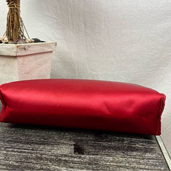 ❤️ Giorgio Beverly Hills Red Satin Zip Close Cosmetic Makeup Bag - Picture 3 of 9